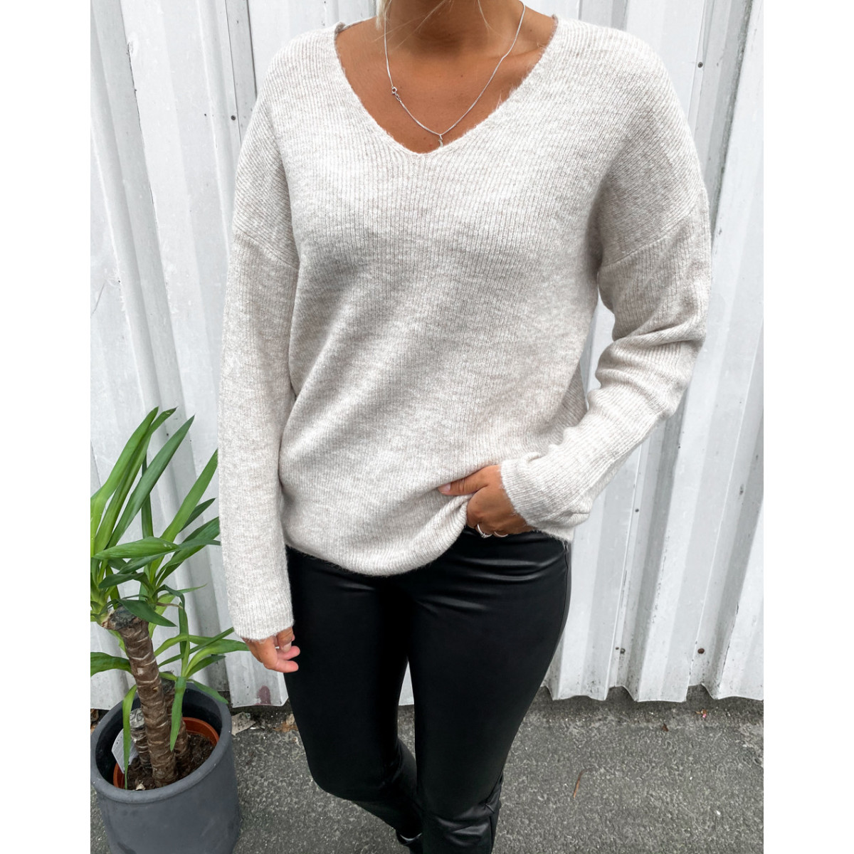 VMCREWLEFILE BLOUSE V-NECK