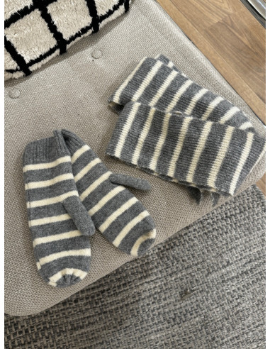 VMMILLA STRIPED SCARF