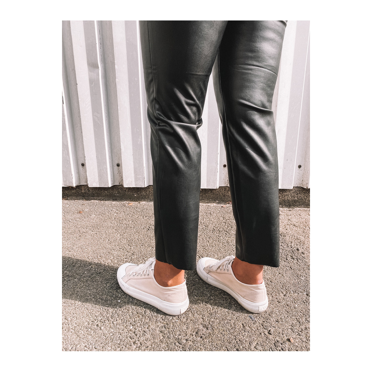 ONLEMILY FAUX LEATHER PANT