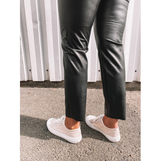 ONLEMILY FAUX LEATHER PANT