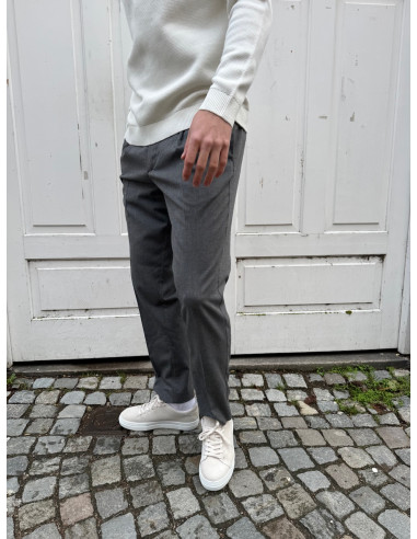 SLH190-REG TAPERED LEROY PLEAT PANT NOOS