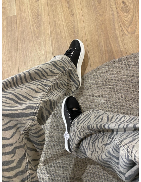 Duffy sneakers vegansk läder