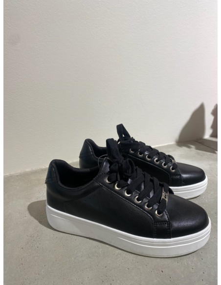 Duffy sneakers vegansk läder