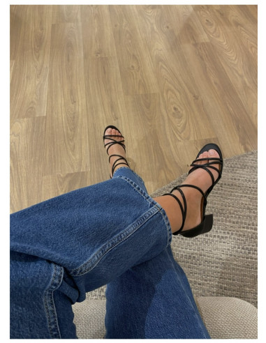 Duffy sandalett med remmar