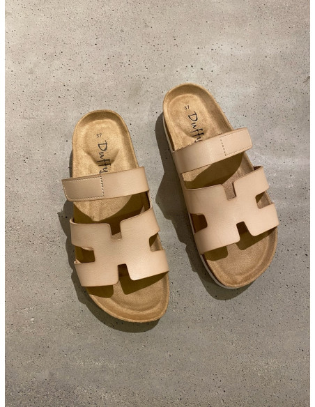 Duffy sandal slip in