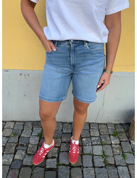 ONLMADISON BLUSH HW SHORTS DNM CRO NOOS