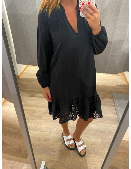 VIKELLY V-NECK L/S SHORT DRESS