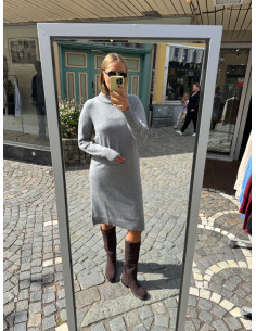 VIRIL CREW NECK L/S MIDI DRESS