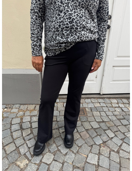 Daria bootcut soft pants