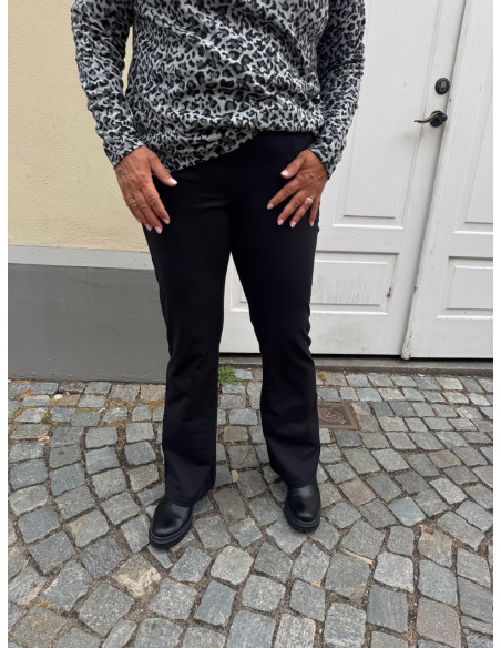 Daria bootcut soft pants