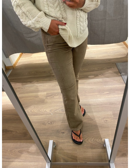 VMFLASH MR FLARED CORDUROY PANTS