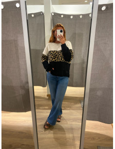 ONLJADE ANIMAL LS O-NECK KNT NOOS