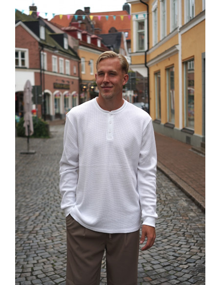 ONSTOBIE REG LS HENLEY TEE