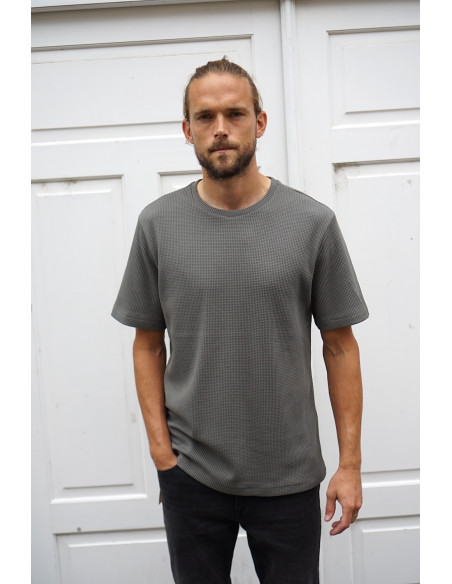 ONSTOBIE REG SS TEE