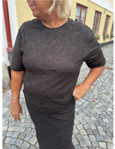 Julia lace t-shirt 2