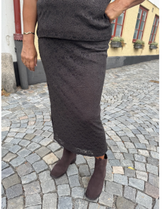 Julia straight skirt