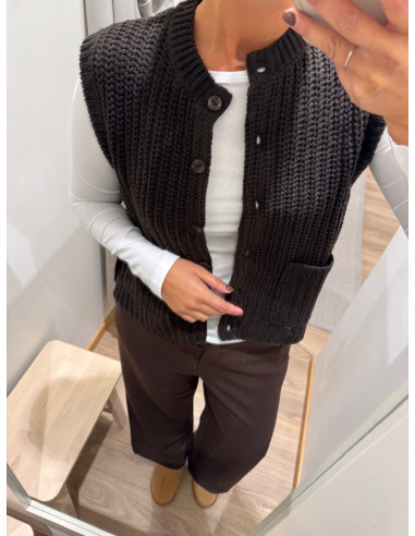 JDYMABEL S/L O-NECK BUTTON VEST KNT