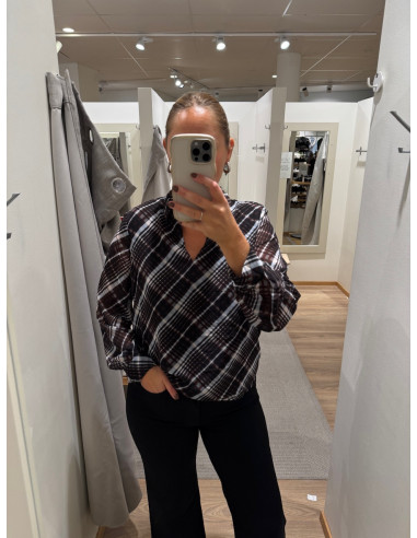 VIDALIANA KIKA V-NECK L/S BOWTIE TOP