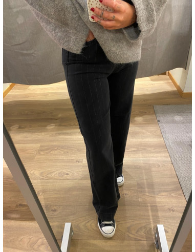 VMKATHY HR WIDELUREX DNM JEANS