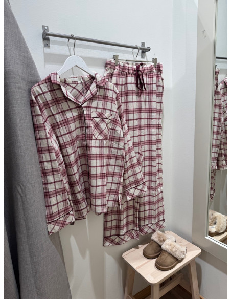 Ruth flanell pyjamas