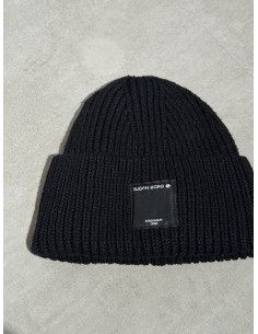 CENTRE KNIT BEANIE