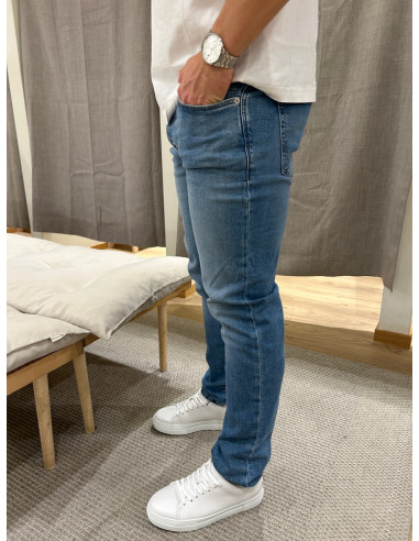 JJIGLENN JJICON JOS 157 NOOS