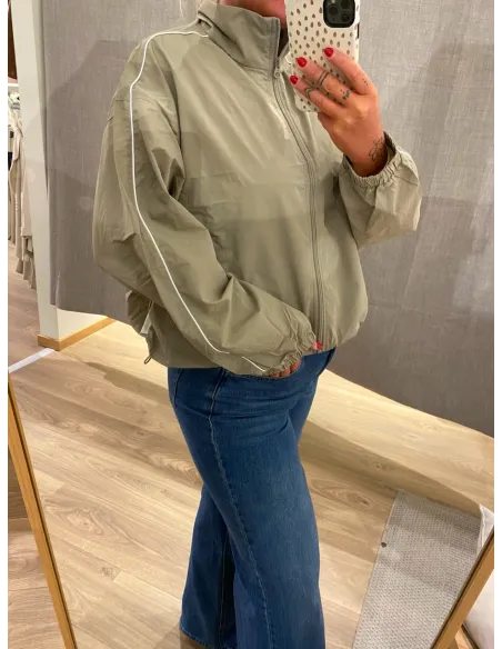 JXNILA LIGHT TRACK JACKET