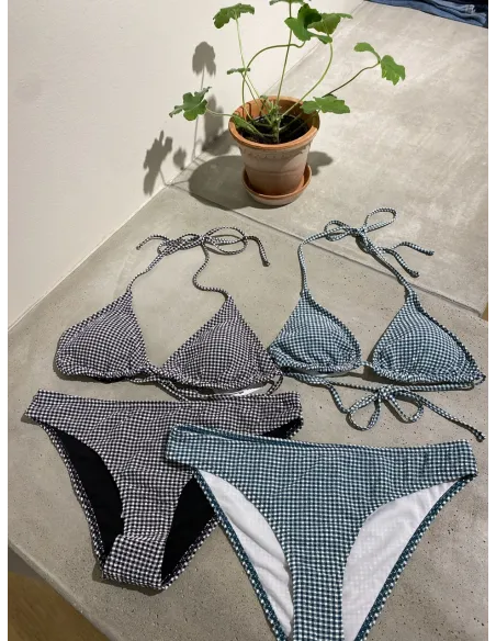 PCKIA TRIANGLE BIKINI TOP