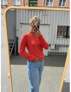 VIRIL O-NECK KNIT TOP 2