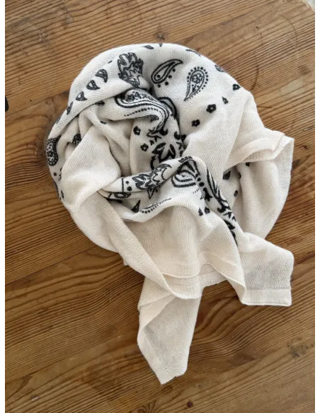 PCNOVIS SMALL SQUARE SCARF NOOS