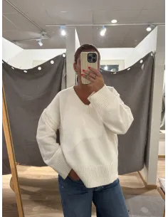 JXELSA V-NECK KNIT